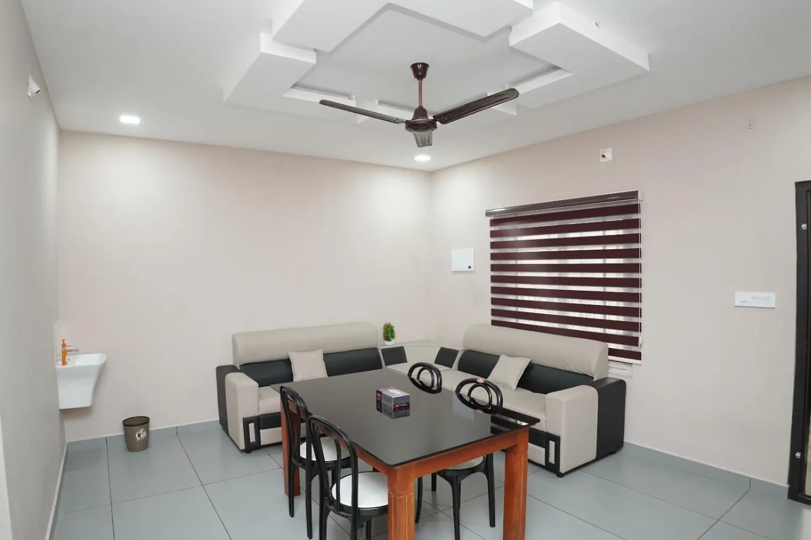 Eagle Nest Residency Hotel Perintalmanna India